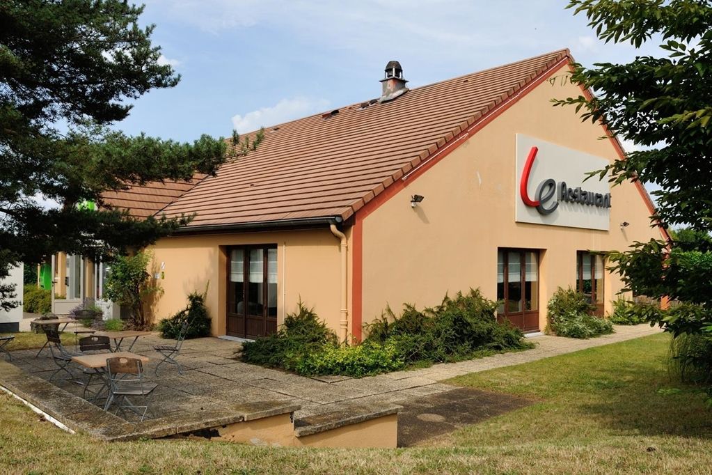 Campanile Moulins Avermes Luaran gambar